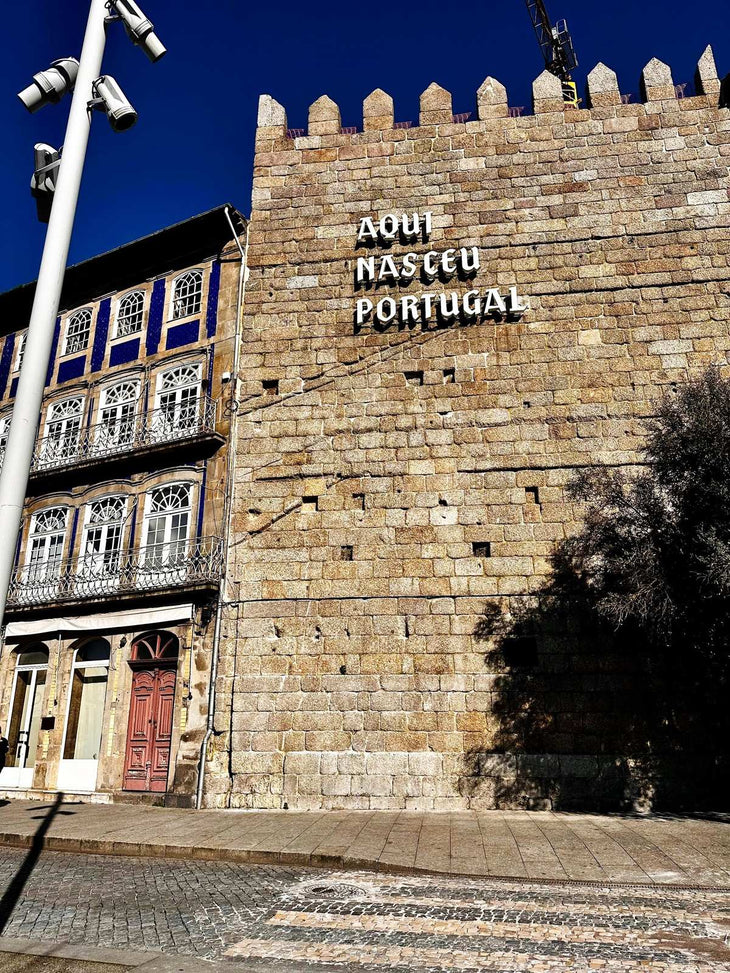 Guimarães - Tour Panorâmico (Half day) - Imperial Porto Tours